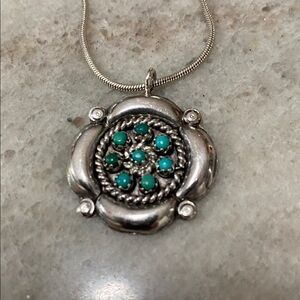 VINTAGE NATIVE AMERICAN NAVAJO TURQUOISE 925 STERLING SILVER FLOWER  NECKLACE